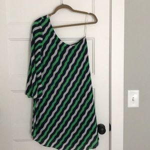 BOUTIQUE ONE SHOULDER STRIPED DRESS